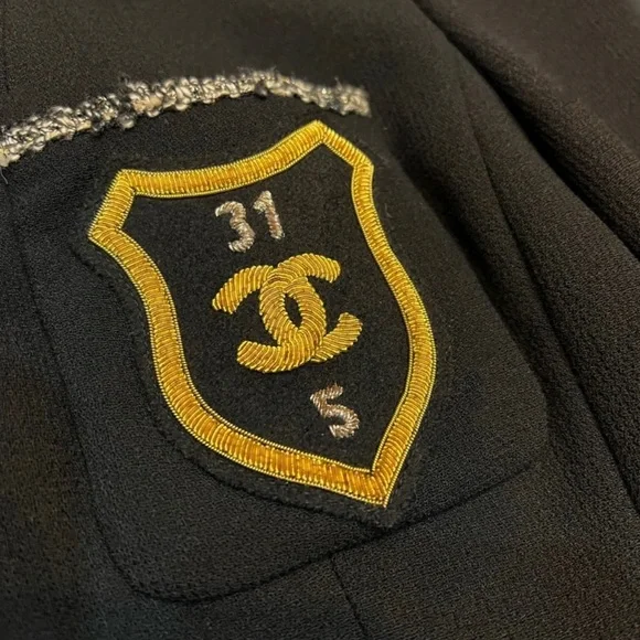 Chanel Jacket - Picture 5 of 7